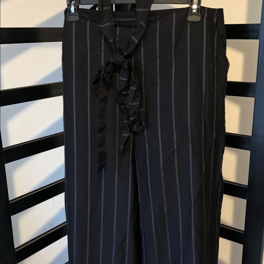Plus size wide-leg striped belted pants!